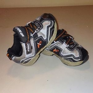 💙 Athletech Boys Toddler size 6